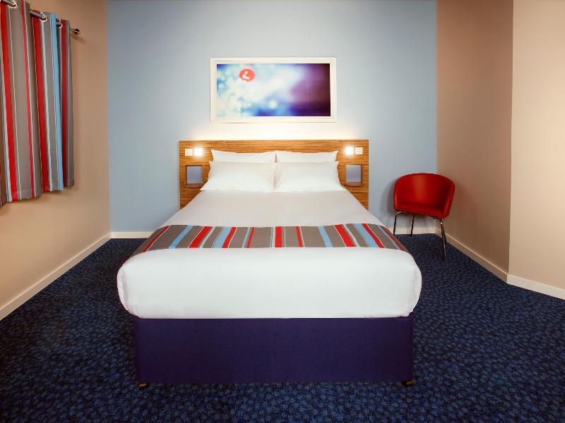 Travelodge Ipswich Stowmarket Haughley Экстерьер фото